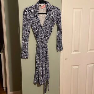 Diane Von Furstenberg Leopard Blue White Jeanne Wrap Dress Size 4